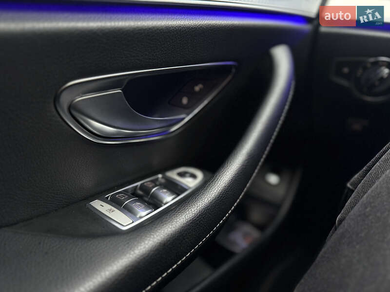 Універсал Mercedes-Benz E-Class 2017 в Івано-Франківську