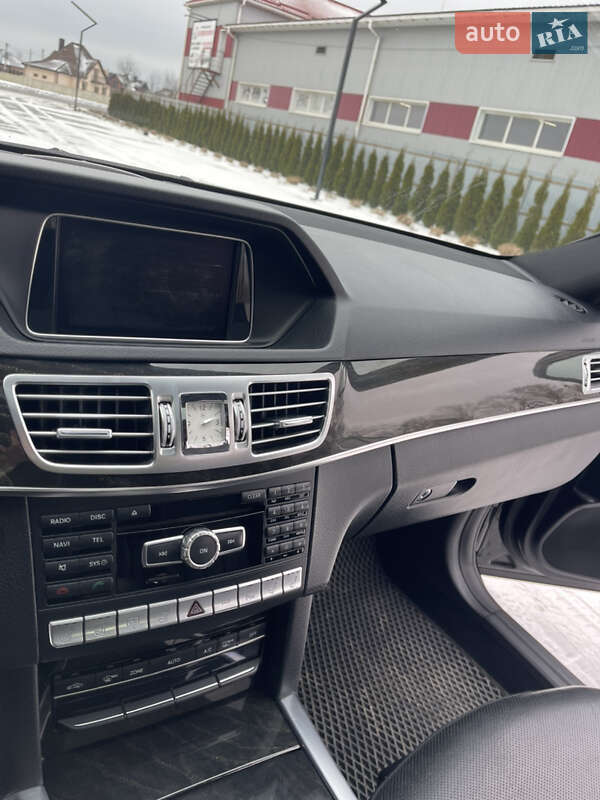 Седан Mercedes-Benz E-Class 2013 в Луцьку фото 23 Седан Mercedes-Benz E-Class 2013 в Луцьку