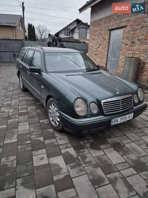 Універсал Mercedes-Benz E-Class 1998 в Рівному