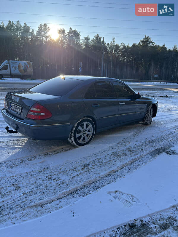Седан Mercedes-Benz E-Class 2005 в Ковеле