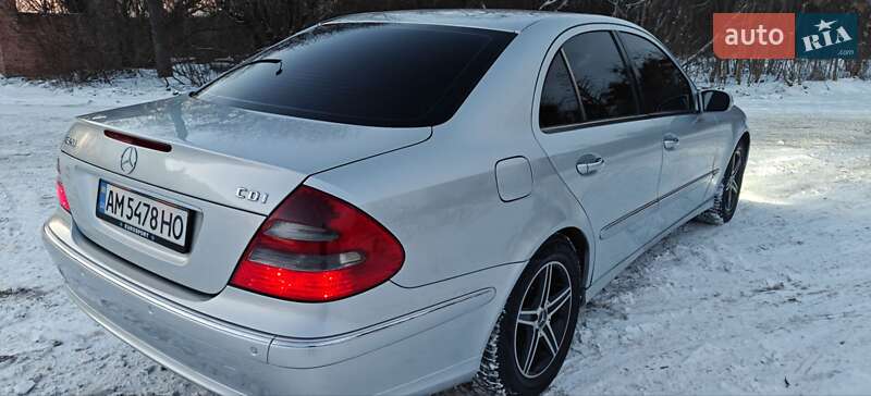 Седан Mercedes-Benz E-Class 2004 в Рівному фото 47 Седан Mercedes-Benz E-Class 2004 в Рівному