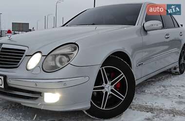 Седан Mercedes-Benz E-Class 2004 в Ровно