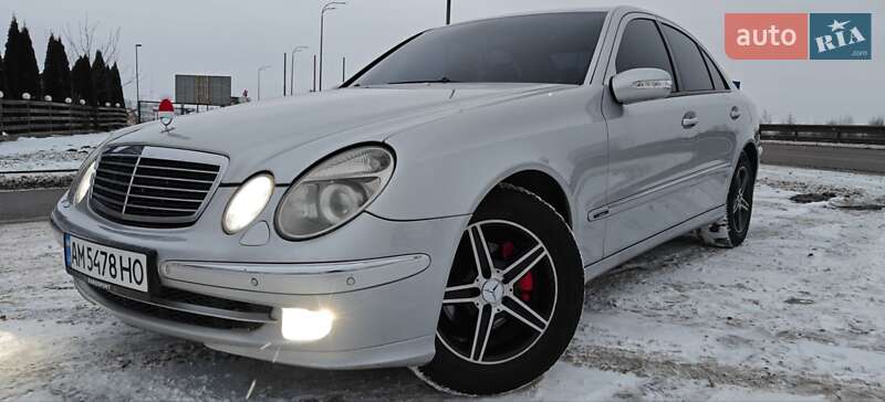 Mercedes-Benz E-Class 2004 Mercedes-Benz E-Class 2004