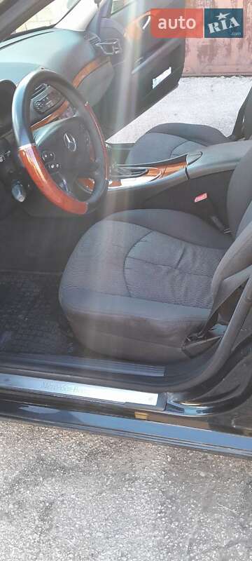 Седан Mercedes-Benz E-Class 2006 в Звягелі
