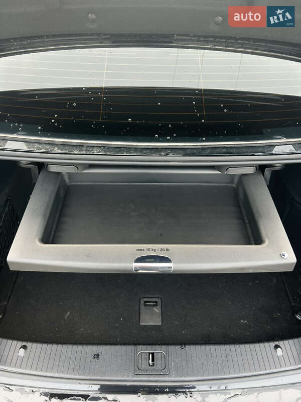 Седан Mercedes-Benz E-Class 2014 в Чернівцях фото 25 Седан Mercedes-Benz E-Class 2014 в Чернівцях