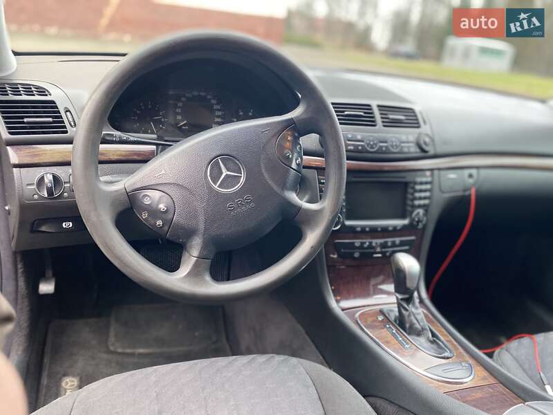 Універсал Mercedes-Benz E-Class 2004 в Бурштині