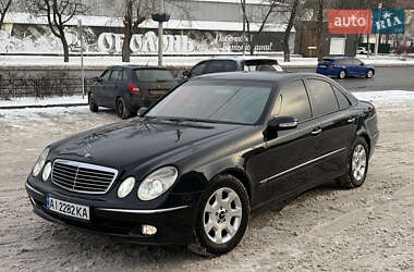 Седан Mercedes-Benz E-Class 2002 в Вышгороде