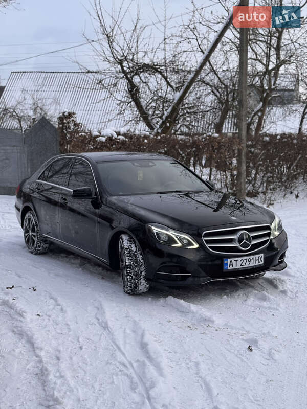 Седан Mercedes-Benz E-Class 2014 в Городенці