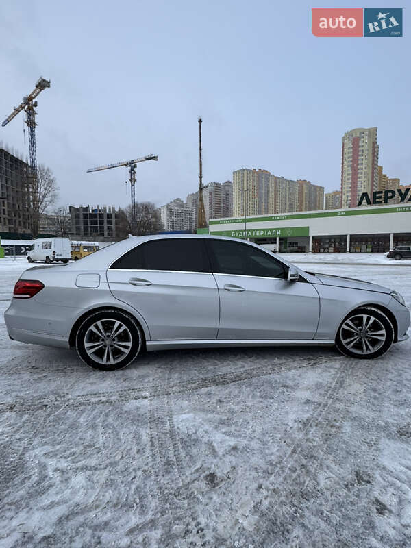 Седан Mercedes-Benz E-Class 2013 в Києві