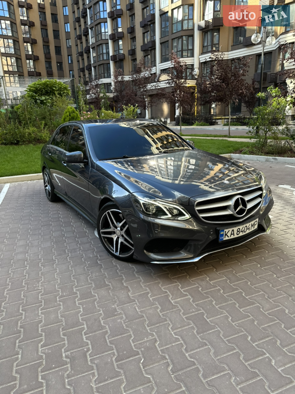 Mercedes-Benz E-Class 2014 photo 3