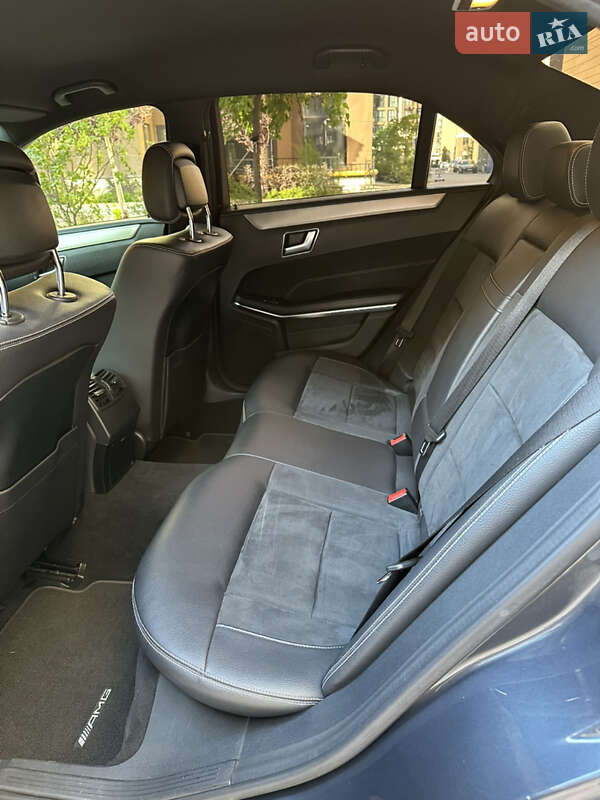 Седан Mercedes-Benz E-Class 2014 в Києві