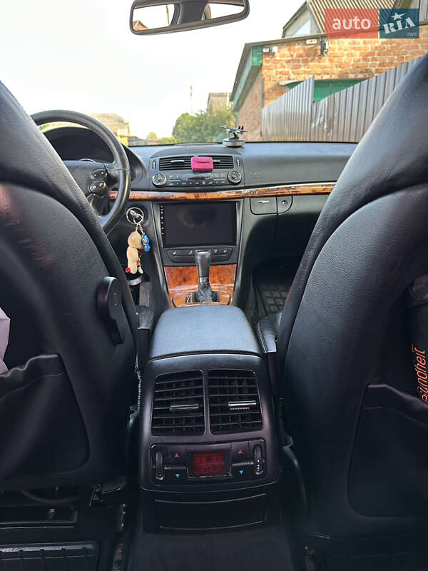 Седан Mercedes-Benz E-Class 2007 в Засуллі фото 7 Седан Mercedes-Benz E-Class 2007 в Засуллі