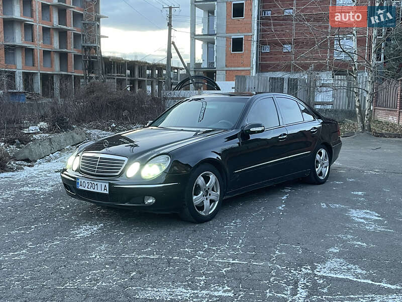 Mercedes-Benz E-Class 2003