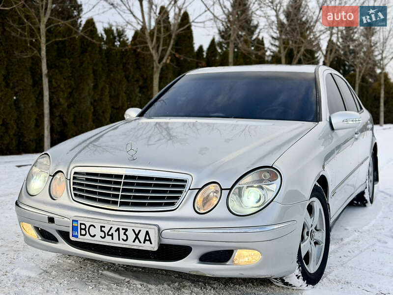 Седан Mercedes-Benz E-Class 2002 в Львове