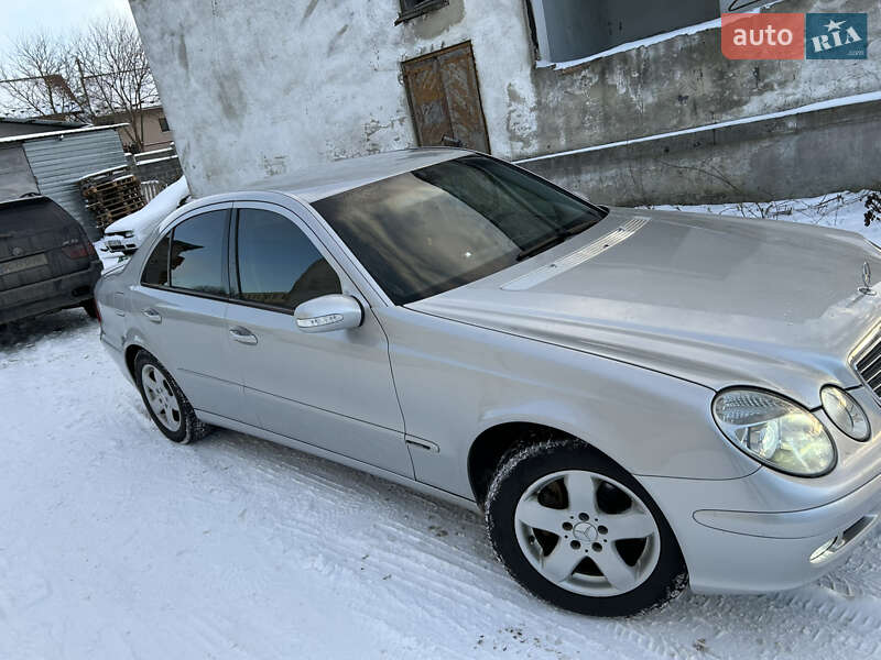 Mercedes-Benz E-Class 2003