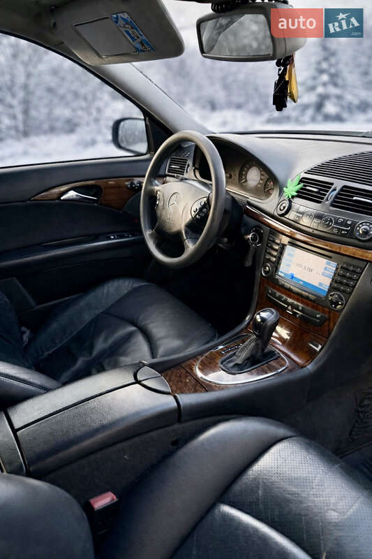 Седан Mercedes-Benz E-Class 2002 в Новояворівську фото 6 Седан Mercedes-Benz E-Class 2002 в Новояворівську