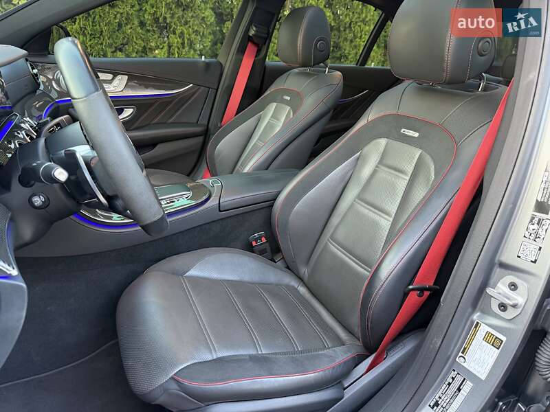 Седан Mercedes-Benz E-Class 2022 в Днепре