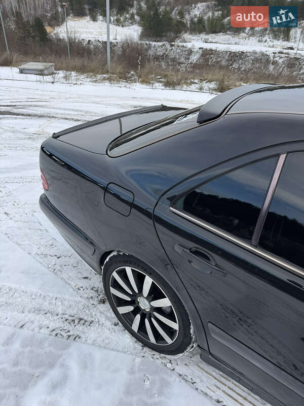 Седан Mercedes-Benz E-Class 2000 в Могилев-Подольске