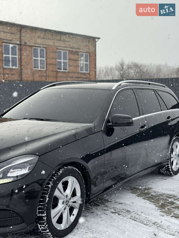 Универсал Mercedes-Benz E-Class 2015 в Нововолынске