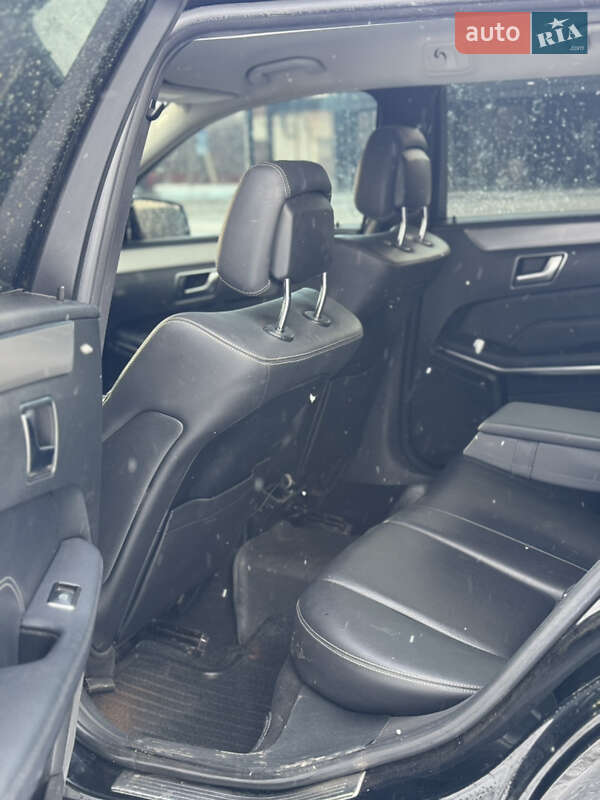 Универсал Mercedes-Benz E-Class 2015 в Нововолынске