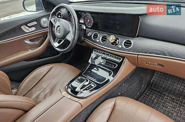 Седан Mercedes-Benz E-Class 2016 в Ровно