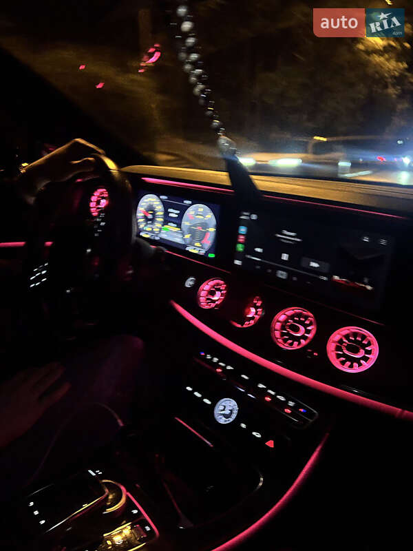 Седан Mercedes-Benz E-Class 2019 в Киеве