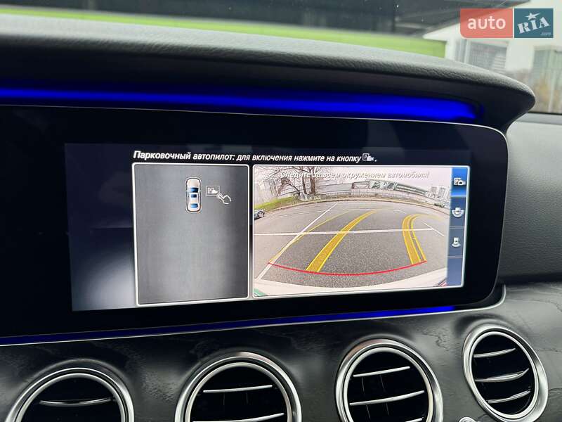 Седан Mercedes-Benz E-Class 2017 в Киеве