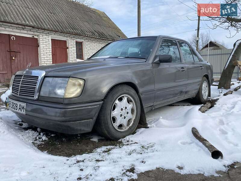 Седан Mercedes-Benz E-Class 1987 в Калинівці фото 5 Седан Mercedes-Benz E-Class 1987 в Калинівці