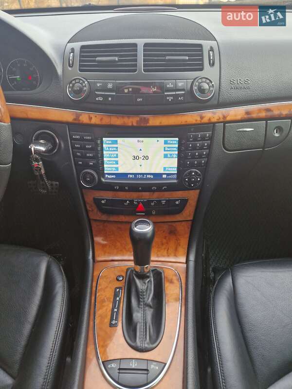 Седан Mercedes-Benz E-Class 2008 в Хмельницькому фото 28 Седан Mercedes-Benz E-Class 2008 в Хмельницькому