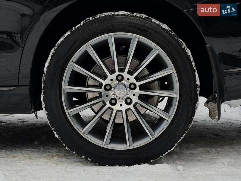 Седан Mercedes-Benz E-Class 2016 в Киеве