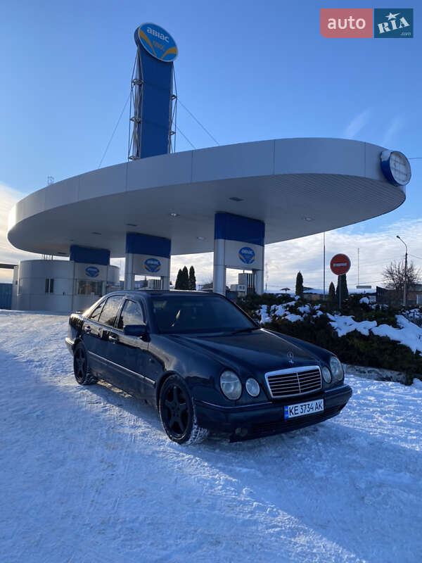 Седан Mercedes-Benz E-Class 1999 в Сумах