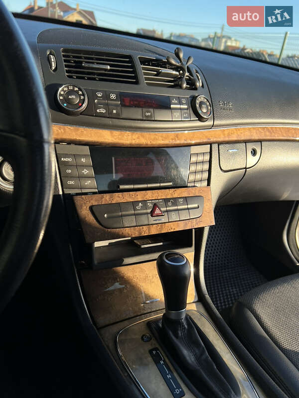 Седан Mercedes-Benz E-Class 2006 в Луцке