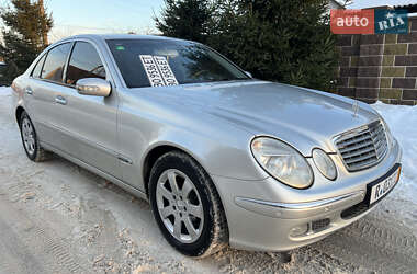 Седан Mercedes-Benz E-Class 2004 в Києві