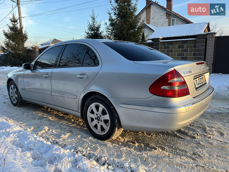 Седан Mercedes-Benz E-Class 2004 в Киеве фото 23 Седан Mercedes-Benz E-Class 2004 в Киеве