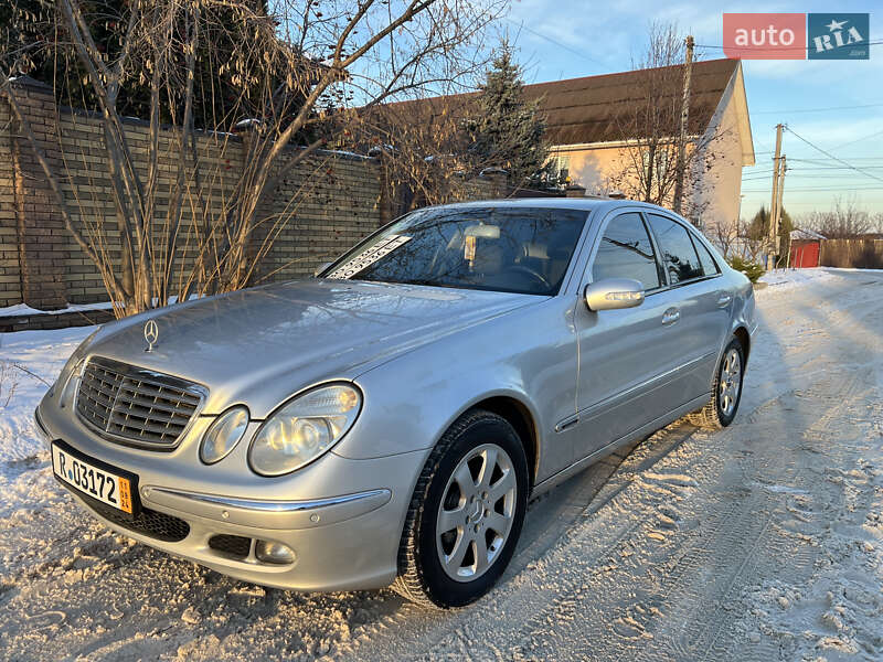 Седан Mercedes-Benz E-Class 2004 в Киеве фото 35 Седан Mercedes-Benz E-Class 2004 в Киеве