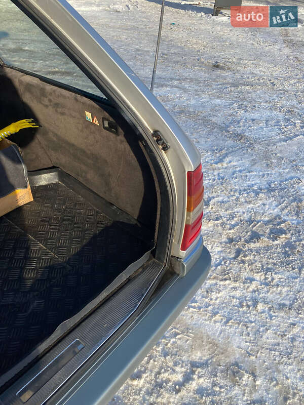 Універсал Mercedes-Benz E-Class 1995 в Києві фото 36 Універсал Mercedes-Benz E-Class 1995 в Києві