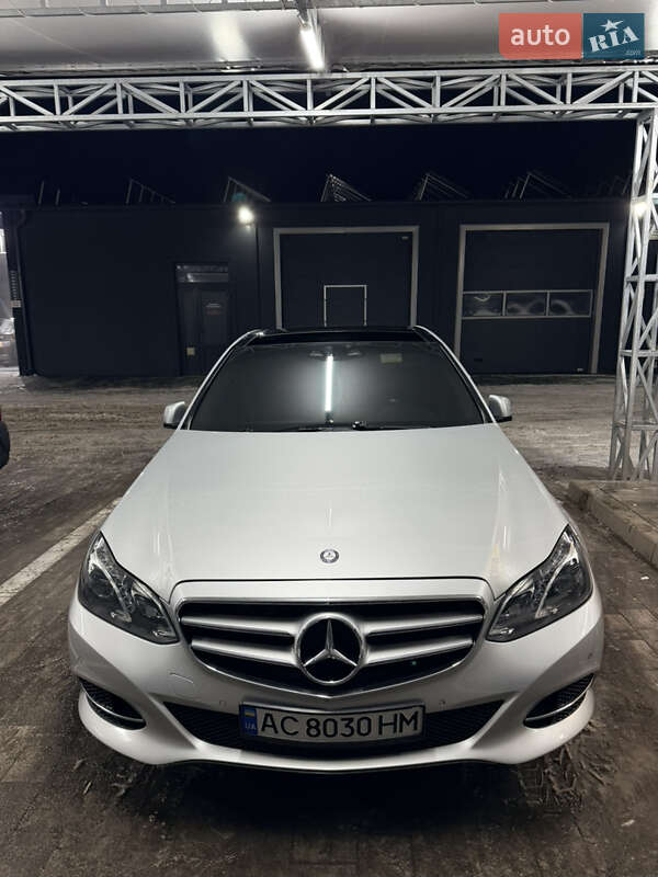 Седан Mercedes-Benz E-Class 2014 в Луцке