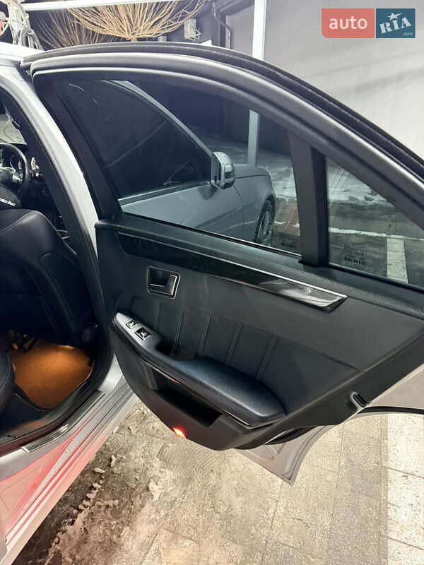 Седан Mercedes-Benz E-Class 2014 в Луцке