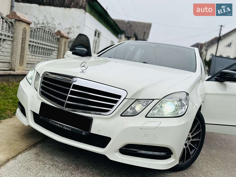Mercedes-Benz E-Class 2012 Mercedes-Benz E-Class 2012
