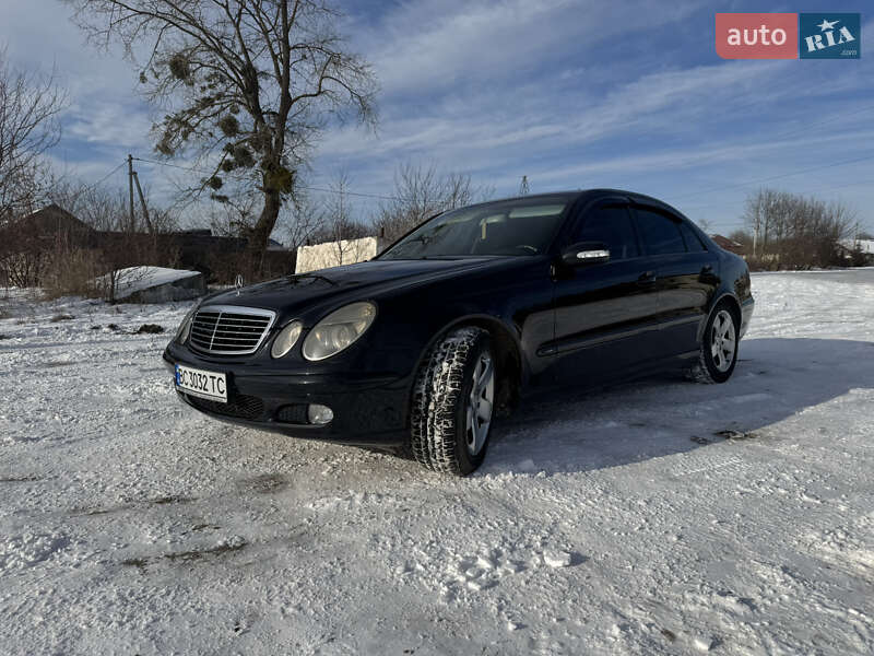 Седан Mercedes-Benz E-Class 2004 в Ходореві фото 4 Седан Mercedes-Benz E-Class 2004 в Ходореві
