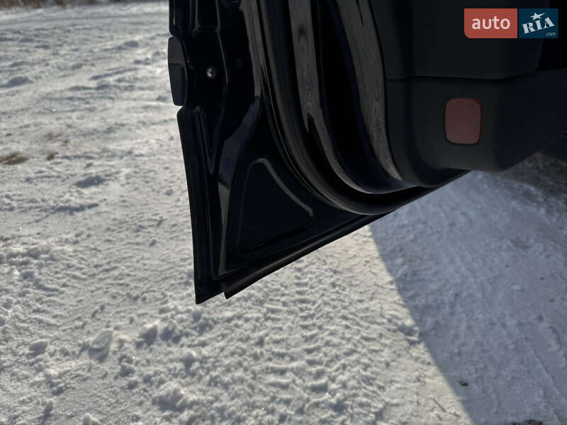 Седан Mercedes-Benz E-Class 2004 в Ходореві фото 19 Седан Mercedes-Benz E-Class 2004 в Ходореві