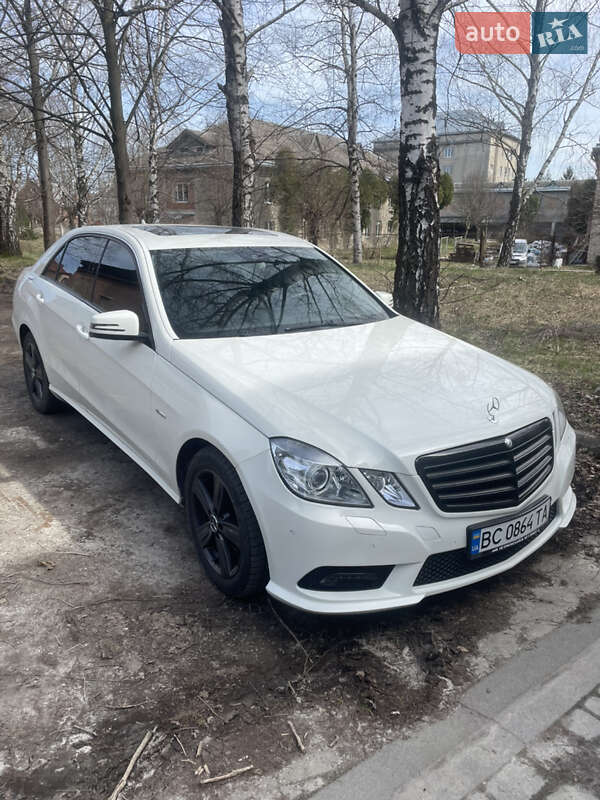Седан Mercedes-Benz E-Class 2009 в Кам'янець-Подільському фото 21 Седан Mercedes-Benz E-Class 2009 в Кам'янець-Подільському