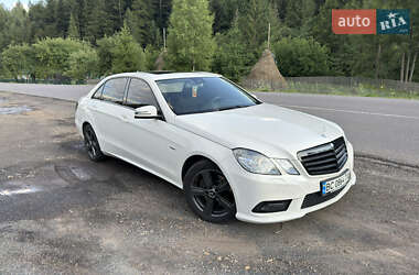 Седан Mercedes-Benz E-Class 2009 в Каменец-Подольском