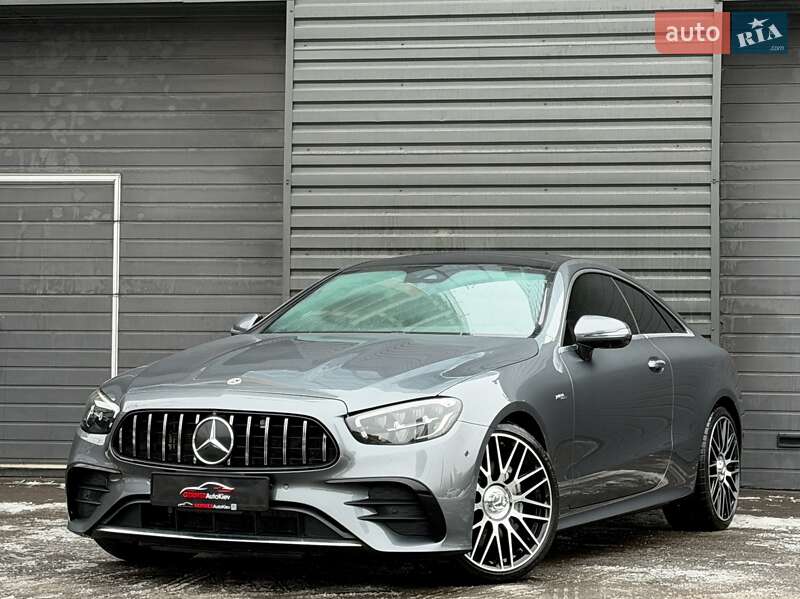 Mercedes-Benz E-Class 2022