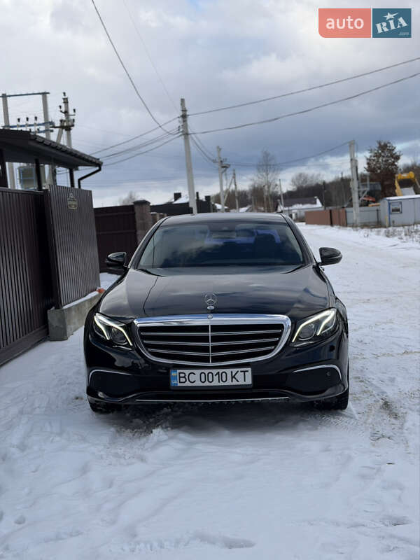 Mercedes-Benz E-Class 2016