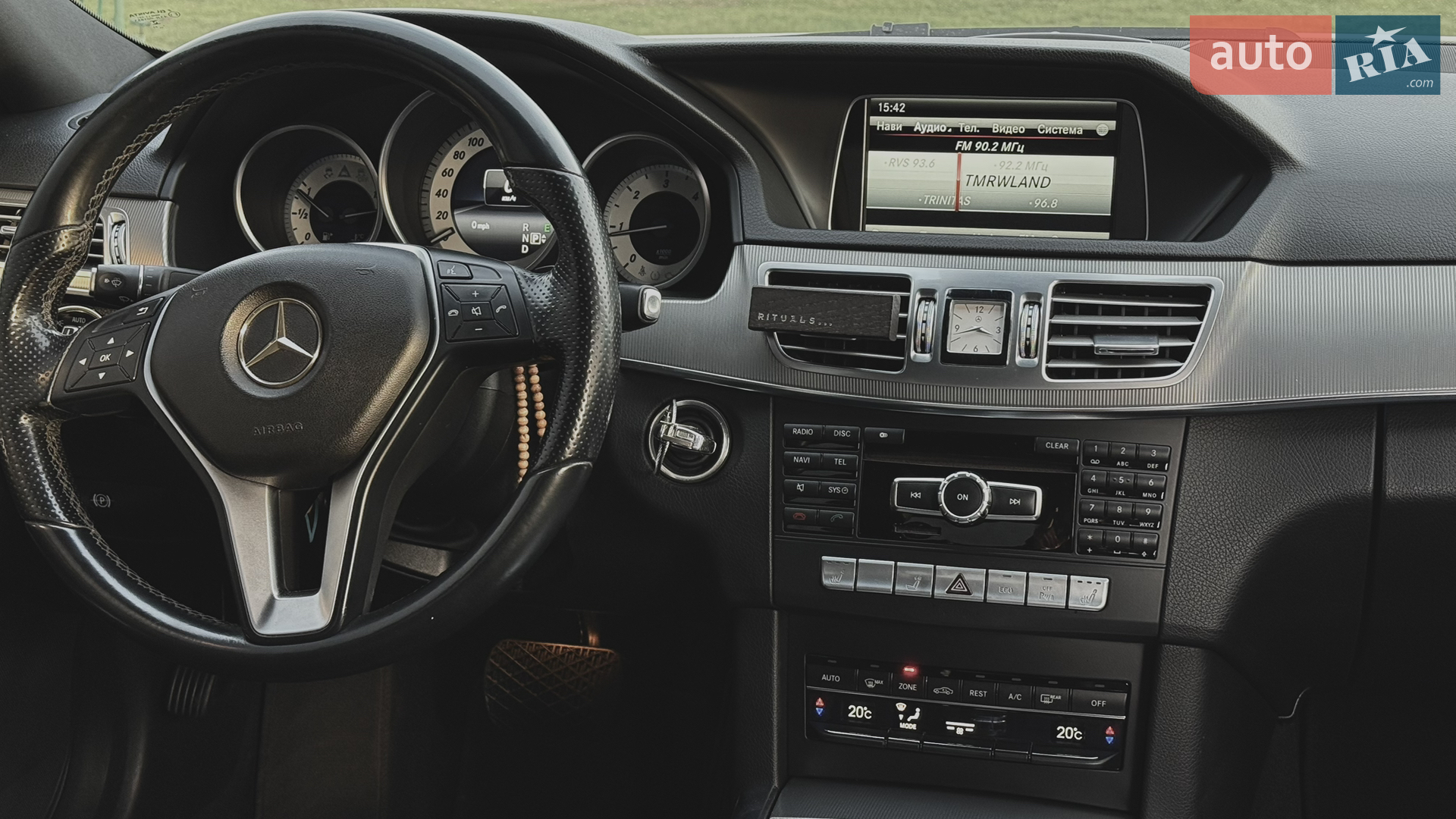 2013 Mercedes-Benz E-klasse - мініатюра 16