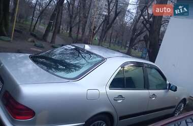 Седан Mercedes-Benz E-Class 1996 в Одесі