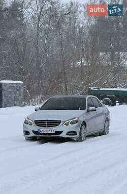 Седан Mercedes-Benz E-Class 2014 в Звягелі