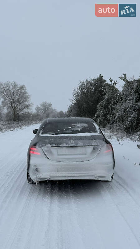 Седан Mercedes-Benz E-Class 2017 в Киеве