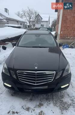 Універсал Mercedes-Benz E-Class 2012 в Івано-Франківську